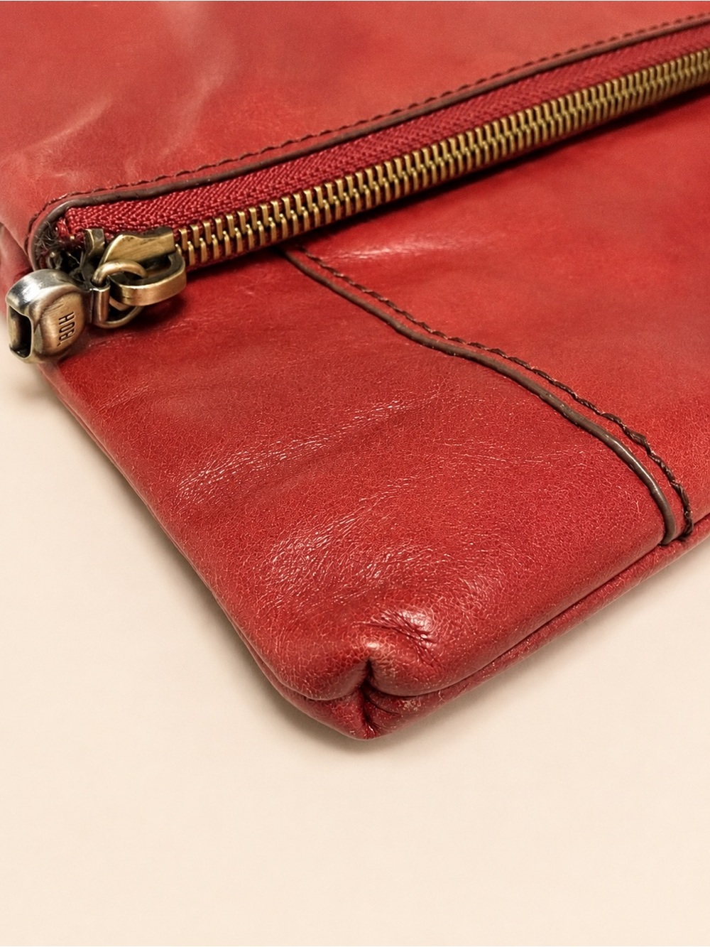 HOBO Sparrow Leather Crossbody Bag Logan Red + Dust Bag - Picture 5 of 12